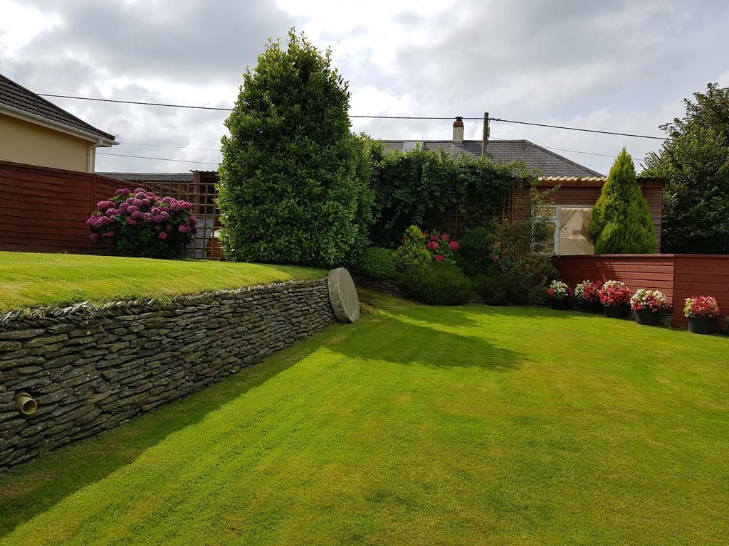 Headdons Bed & Breakfast Holsworthy Exterior photo